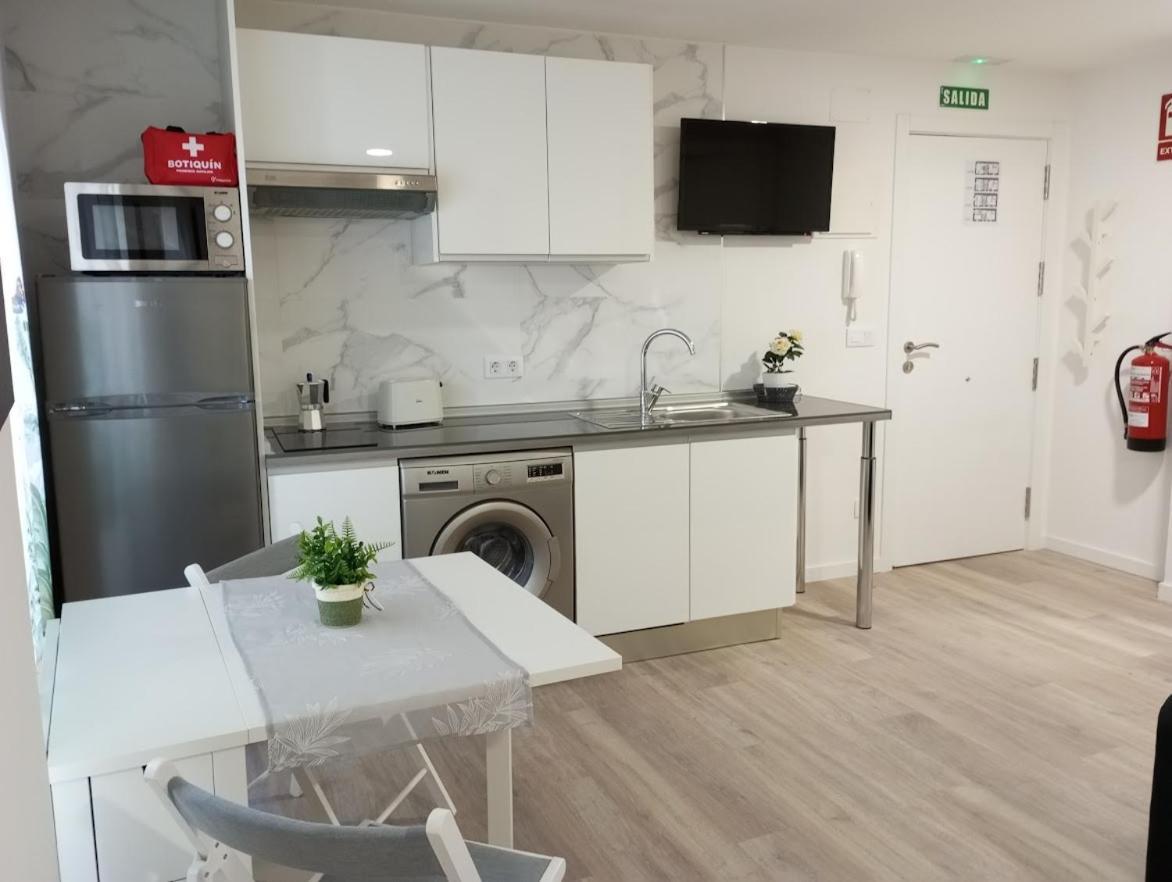 Apartamentos "El Balconico" Arguedas Luaran gambar