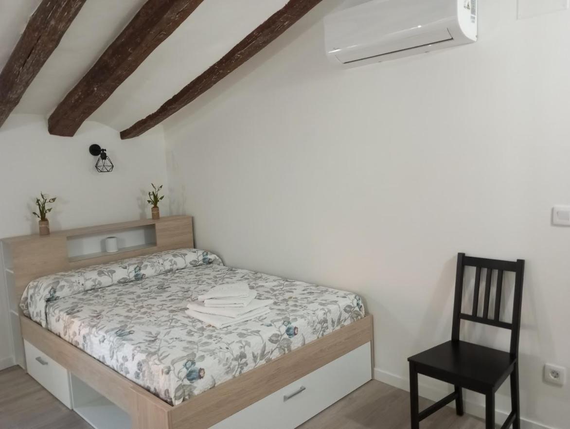 Apartamentos "El Balconico" Arguedas Luaran gambar