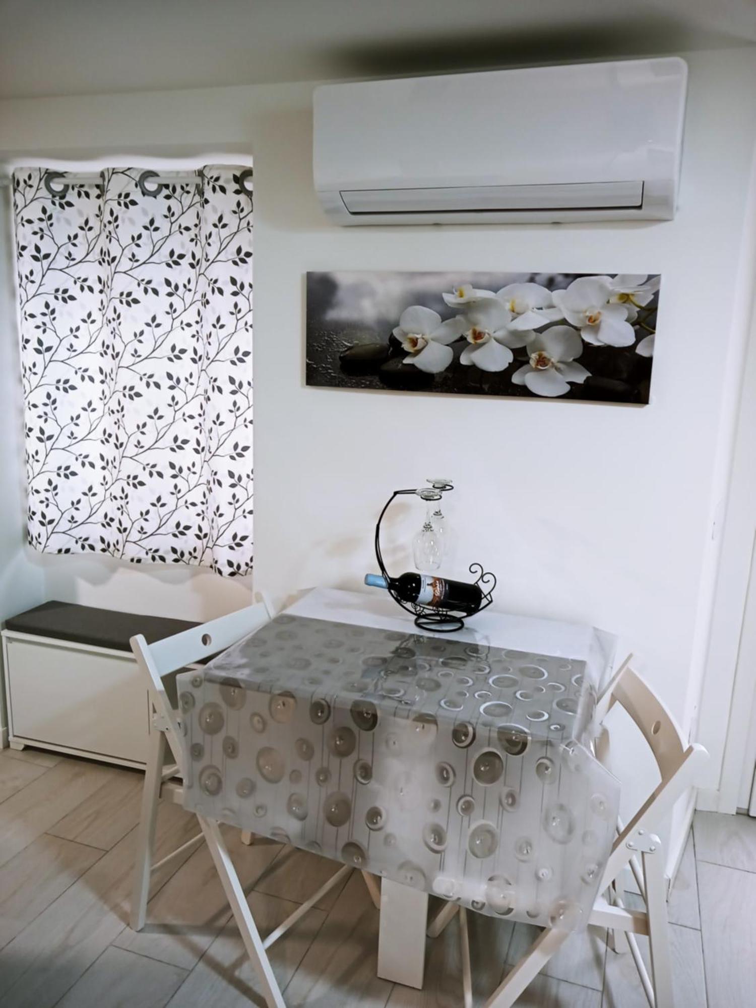 Apartamentos "El Balconico" Arguedas Luaran gambar